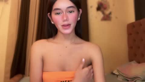 Kim online show from 12-22-24, 05:32