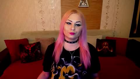 AnnessixReign online show from 10-21-25, 10:38