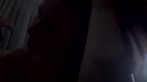 Snapshot of annevelvet chatting on 10-19-25, 08:20 Anne online show from 10-19-25, 08:20