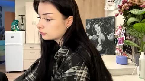 Snapshot of annicechubb chatting on 02-23-26, 02:14 Annet online show from 02-23-26, 02:14