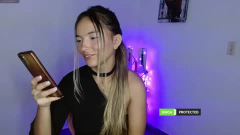 annie cherry independent model online show from 02-22-25, 11:57