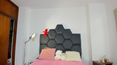 Annie online show from 01-21-25, 09:25