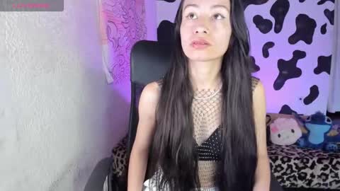 Snapshot of annie_smith22 chatting on 11-30-25, 09:30 Annie online show from 11-30-25, 09:30