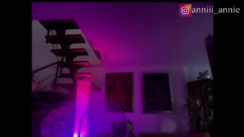 JEANNE no olvides seguirme dont forget follow me  uu online show from 09-29-25, 10:14