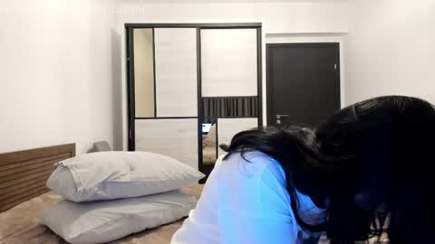 Annie online show from 01-17-26, 09:07