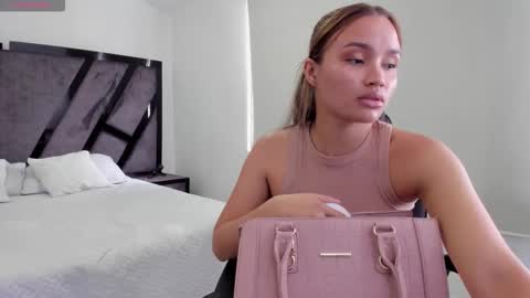 Annie and Stefan online show from 12-15-25, 02:21