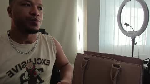 Annie and Stefan online show from 01-14-26, 12:33