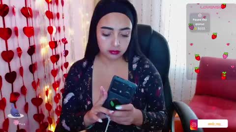   Annie  Independent model Hello all offline tokens are appreciated  thank you for your support.33 online show from 03-03-25, 05:50