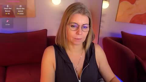 Snapshot of annielight chatting on 01-19-26, 06:06 Annie online show from 01-19-26, 06:06