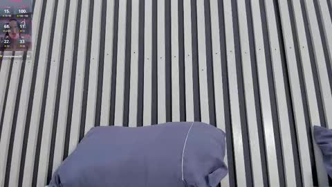 Snapshot of annieluv_ chatting on 10-31-25, 04:35 annieluv_ online show from 10-31-25, 04:35