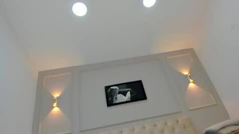 Annie online show from 12-30-24, 11:59