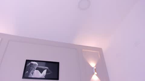 Annie online show from 01-08-25, 03:28