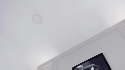 Annie online show from 01-26-25, 07:52