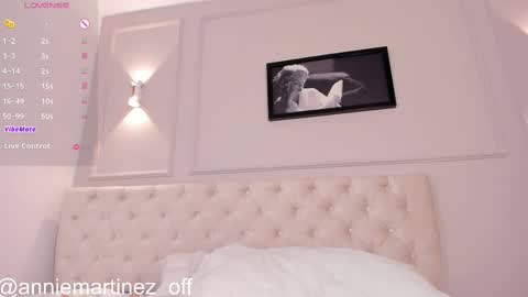 Annie online show from 02-21-25, 06:04