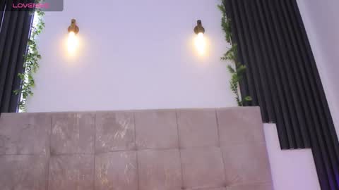 Annie online show from 09-21-25, 12:51