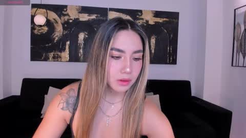 Snapshot of anniemonroe1 chatting on 11-10-25, 11:42 Annie Monroe online show from 11-10-25, 11:42