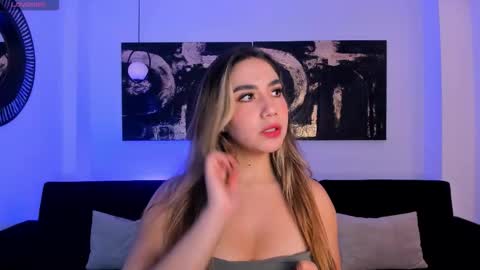 Snapshot of anniemonroe1 chatting on 12-15-25, 11:58 Annie Monroe online show from 12-15-25, 11:58