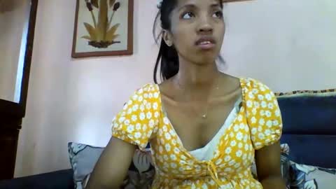 Snapshot of anniesexy1 chatting on 11-21-25, 10:58 anniesexy1 online show from 11-21-25, 10:58