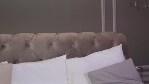 Snapshot of anniestyles chatting on 01-05-25, 10:32 AnnieStyles online show from 01-05-25, 10:32