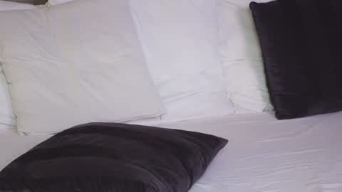 Snapshot of anniestyles chatting on 01-11-25, 12:50 AnnieStyles online show from 01-11-25, 12:50