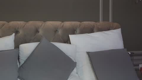 Snapshot of anniestyles chatting on 01-26-25, 08:03 AnnieStyles online show from 01-26-25, 08:03