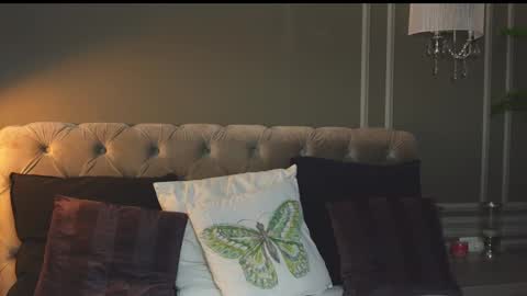 Snapshot of anniestyles chatting on 02-20-25, 10:48 AnnieStyles online show from 02-20-25, 10:48