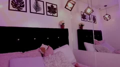 Snapshot of anniie_evans1 chatting on 02-05-26, 07:24 Annie Evans online show from 02-05-26, 07:24