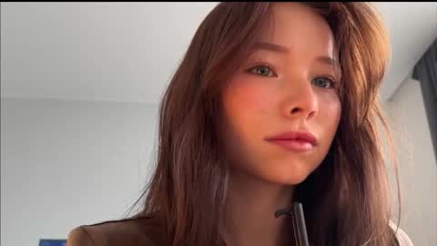 Snapshot of anntics_ chatting on 11-30-25, 09:24 N antics online show from 11-30-25, 09:24