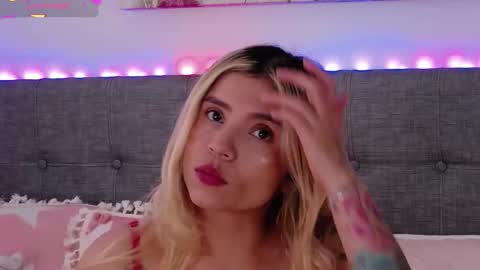 Antonella Lee online show from 01-09-26, 05:48