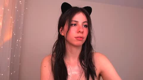 Snapshot of anny_leinhart chatting on 01-27-25, 05:58 Ana online show from 01-27-25, 05:58