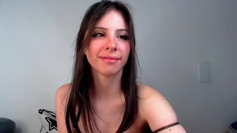 Snapshot of anny_leinhart chatting on 02-06-25, 10:04 Ana online show from 02-06-25, 10:04