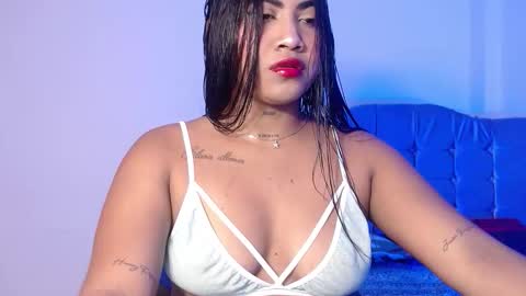 anny_liu18 online show from 10-31-25, 12:22