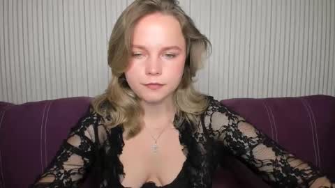 Snapshot of anny_love_you chatting on 09-13-25, 07:02 anny_love_you online show from 09-13-25, 07:02