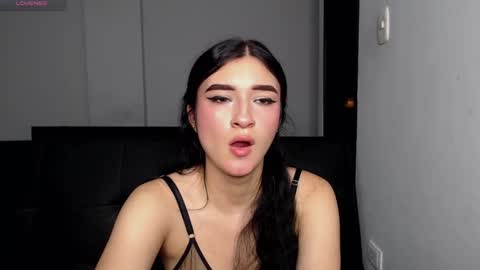 Snapshot of anny_naf chatting on 02-22-25, 04:29 Anny online show from 02-22-25, 04:29