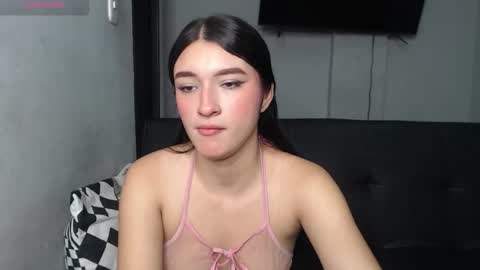 Snapshot of anny_naf chatting on 10-14-25, 02:29 Anny online show from 10-14-25, 02:29
