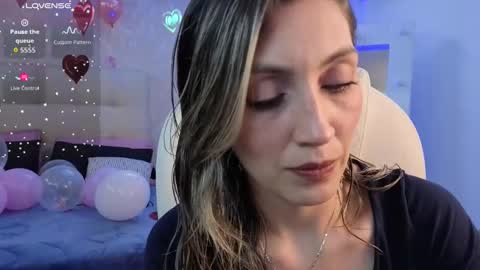 Anny online show from 02-13-26, 12:12