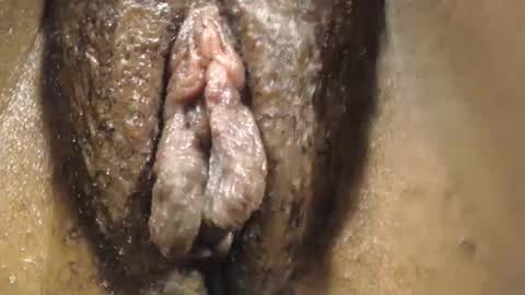 Anny online show from 11-25-25, 05:07