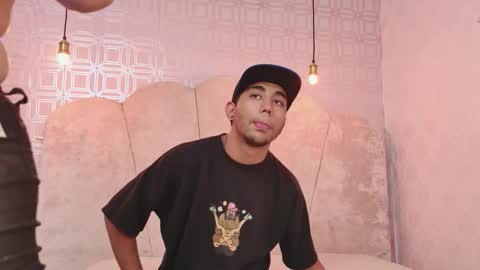 Snapshot of annyeli_bigtits chatting on 11-18-25, 12:53 annyeli_bigtits online show from 11-18-25, 12:53