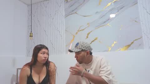 Snapshot of annyeli_bigtits chatting on 11-25-25, 11:21 annyeli_bigtits online show from 11-25-25, 11:21