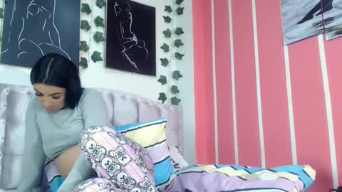   online show from 02-18-25, 03:32