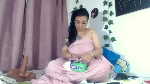    online show from 10-04-25, 02:48