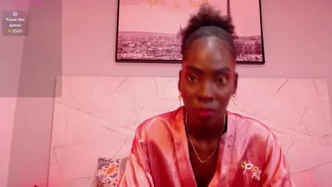Snapshot of annyfiore chatting on 10-15-25, 02:22 Anny online show from 10-15-25, 02:22