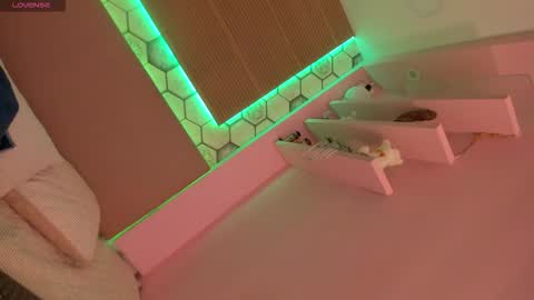 Gaby online show from 11-19-25, 10:04