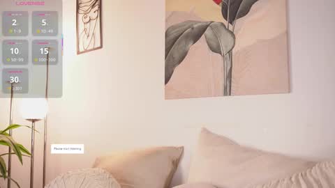 Snapshot of annyz09 chatting on 11-25-25, 05:07 Annyz online show from 11-25-25, 05:07