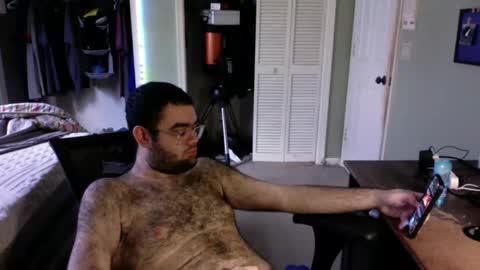 Snapshot of anonman12 chatting on 10-13-25, 07:47 anonman12 online show from 10-13-25, 07:47