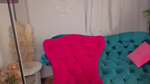 Anora online show from 02-01-26, 07:23