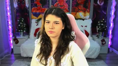 Anora online show from 12-19-25, 04:25