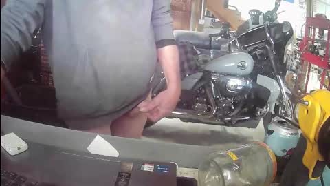 Snapshot of anotherbaldy chatting on 11-15-25, 04:25 anotherbaldy online show from 11-15-25, 04:25