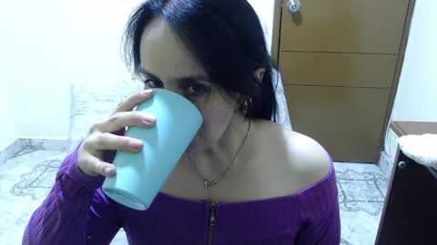 PAMELA online show from 09-08-25, 09:25