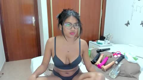 anthonela_hotsex online show from 11-26-25, 10:55